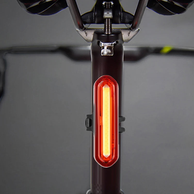 Luz trasera para ciclismo nocturno, luz LED de advertencia para exteriores con carga USB, accesorios para bicicleta